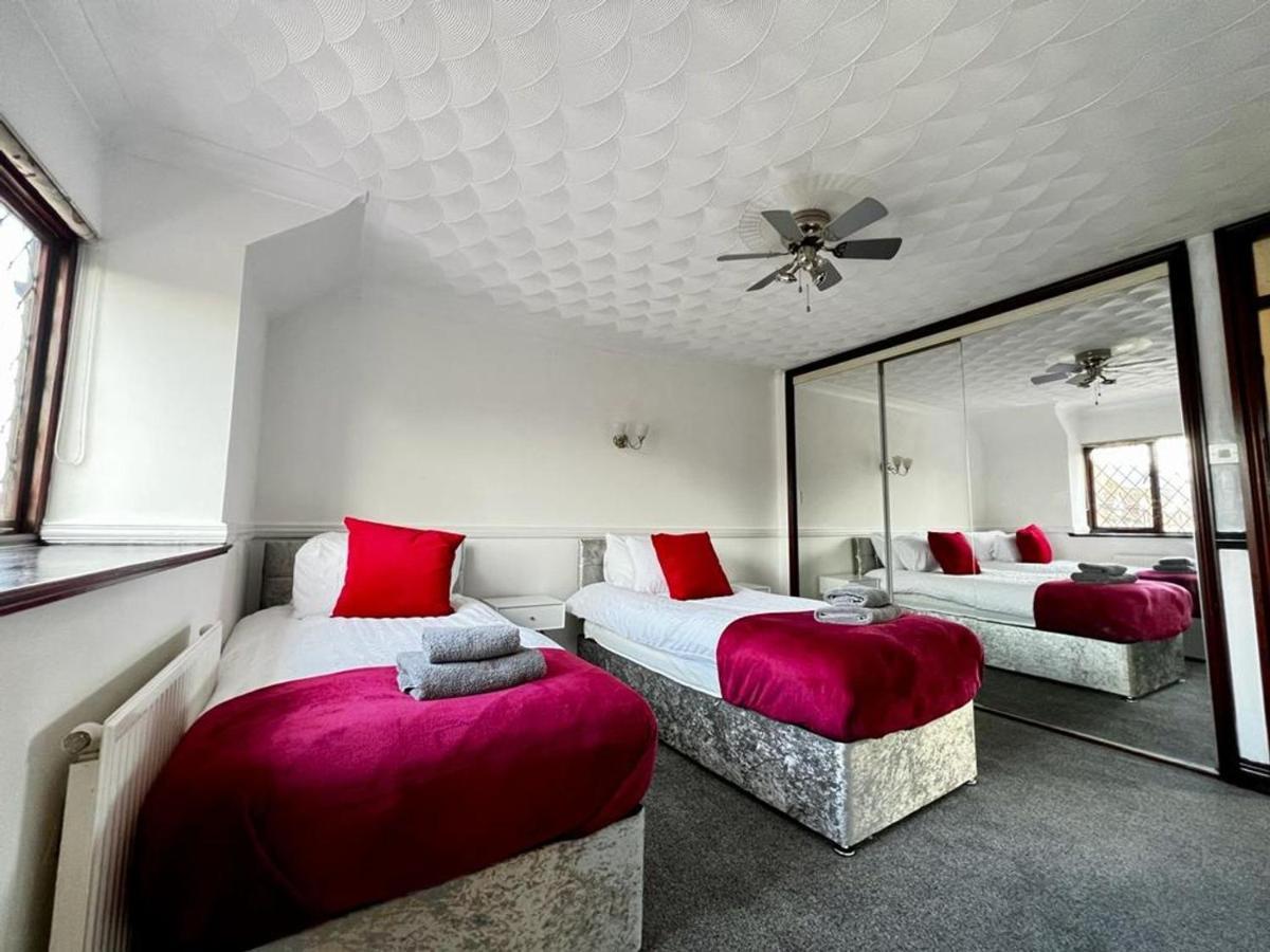 The Deja View House By Incredible Stay Peterborough Eksteriør billede